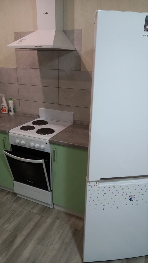 Modern 1-Bedroom Apartment Near Pochayna Metro