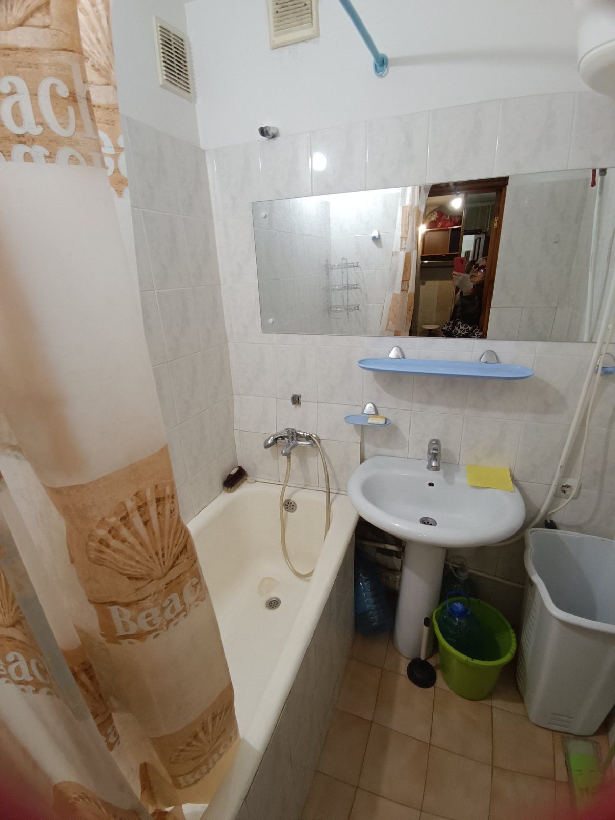 Warm Apartment Near Gorky Park with Amenities