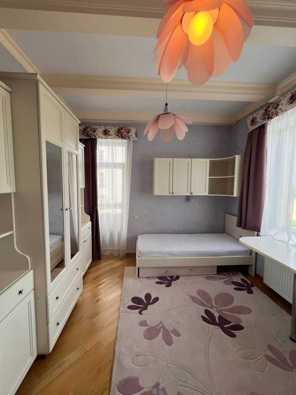3-Room Apartment in New Building on Lisna Street