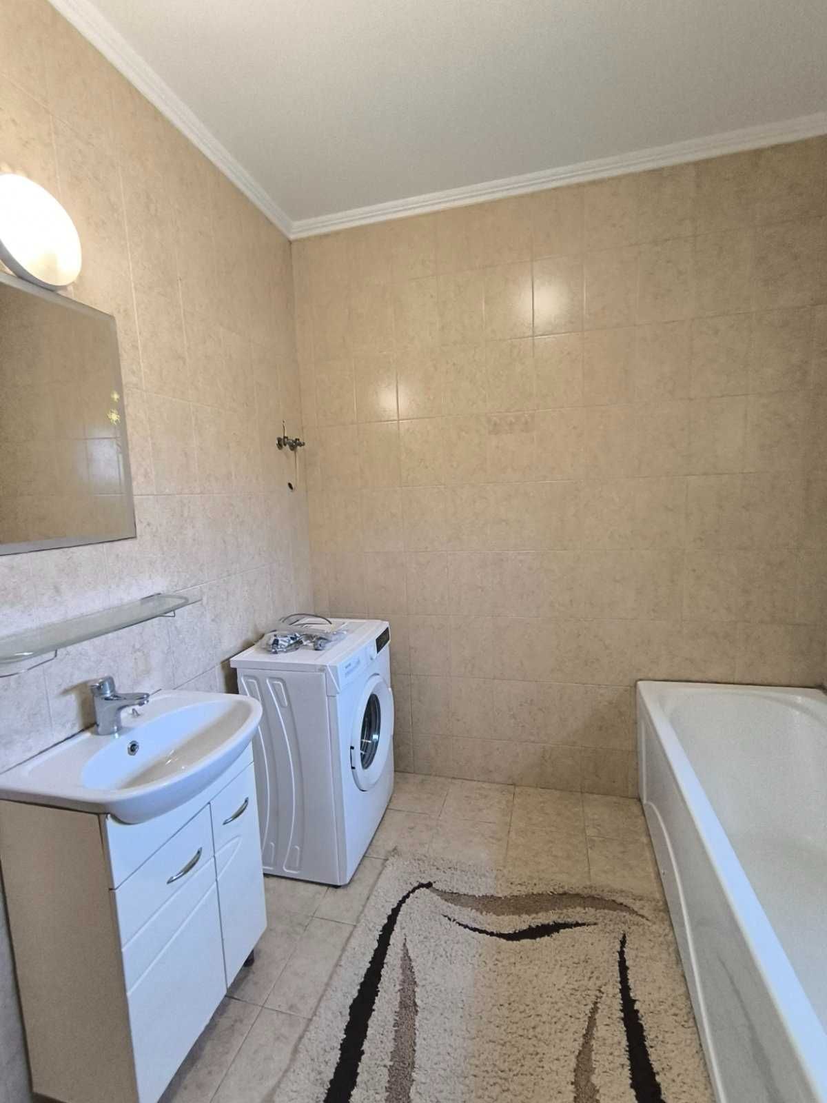 Central Apartment near Shevchenko Park - Cozy Studio with Good Renovation