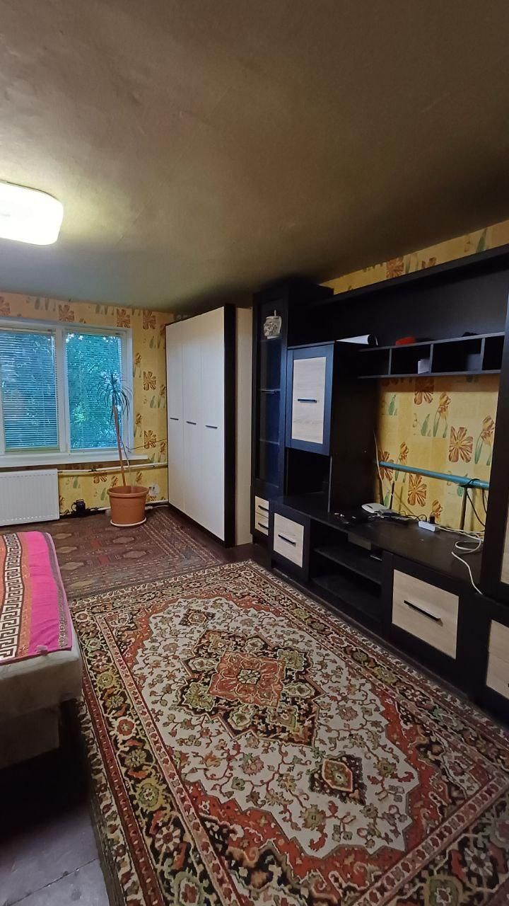 Cozy Private Room near Lisova Metro Station in Brovary