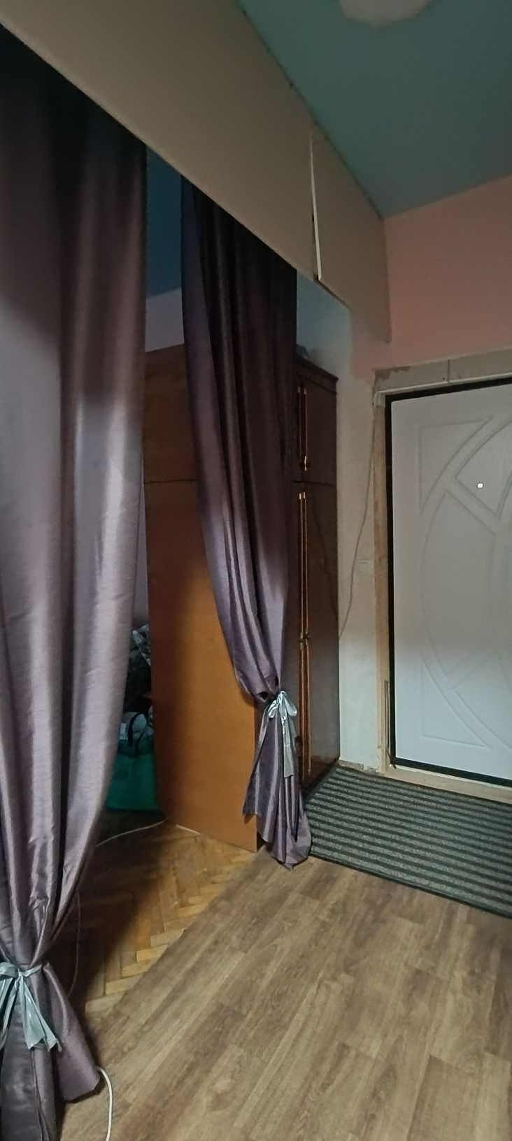 1-Room Apartment near Pecherska Metro, Fortechnyi Lane