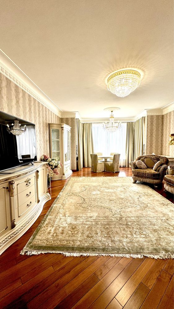 Spacious 150 sq.m. 7th Floor Apartment with Premium Amenities