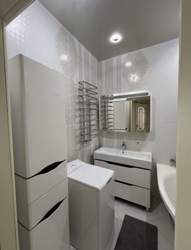 2-Room Apartment with Excellent Renovation and Warm Flooring