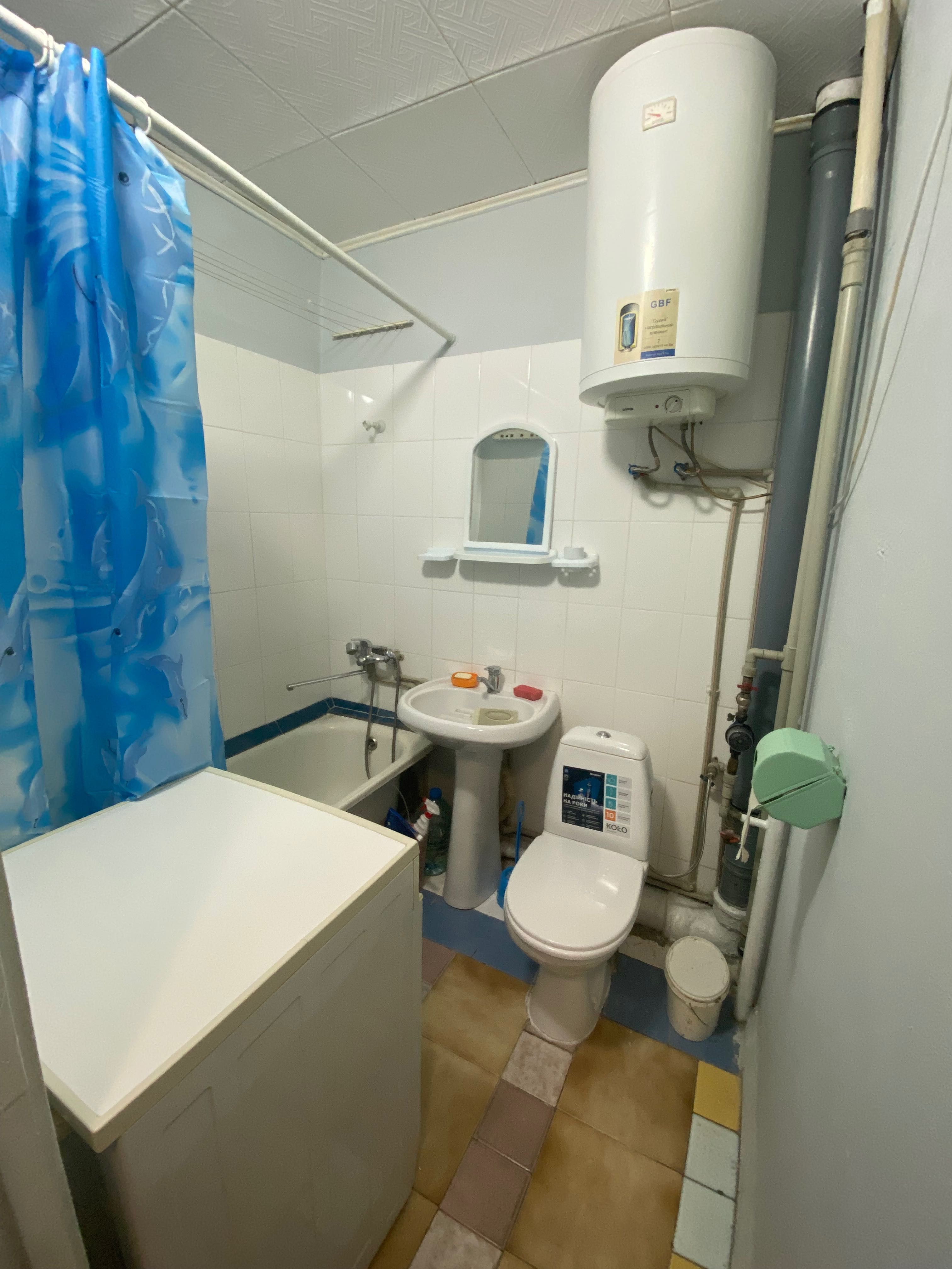 Renovated 1-bedroom apartment with elevator at Topol-3