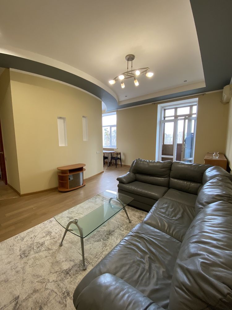 2-Room Apartment in City Center, Ivan Mazepa Street