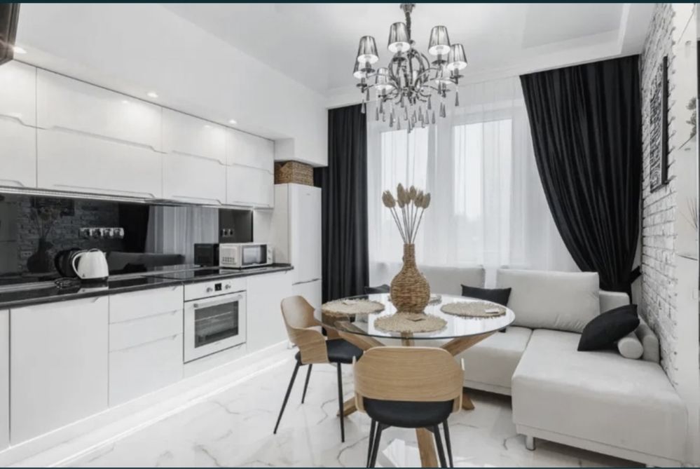 Bright and Cozy Apartment in Central Park Residential Complex