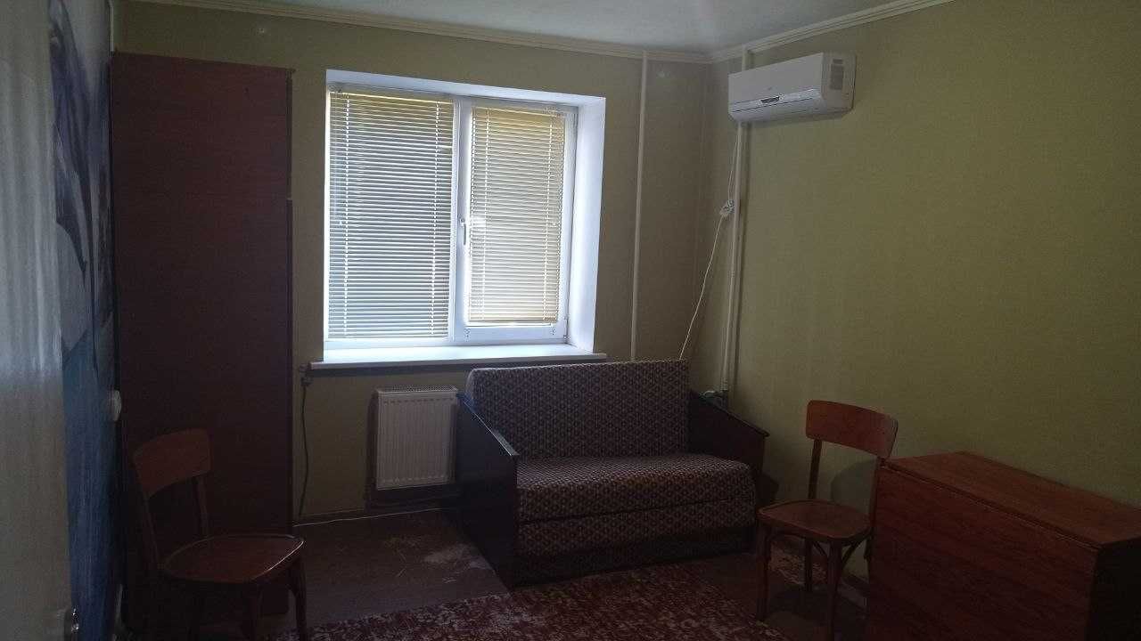 Spacious 1-Bedroom Apartment in Cherkasy, Sumgait Street