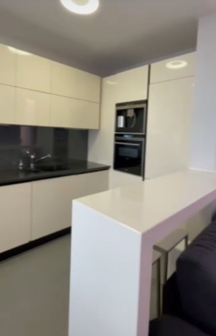 Spacious 2-Bedroom Apartment with Sea and Park View in White Sail Complex