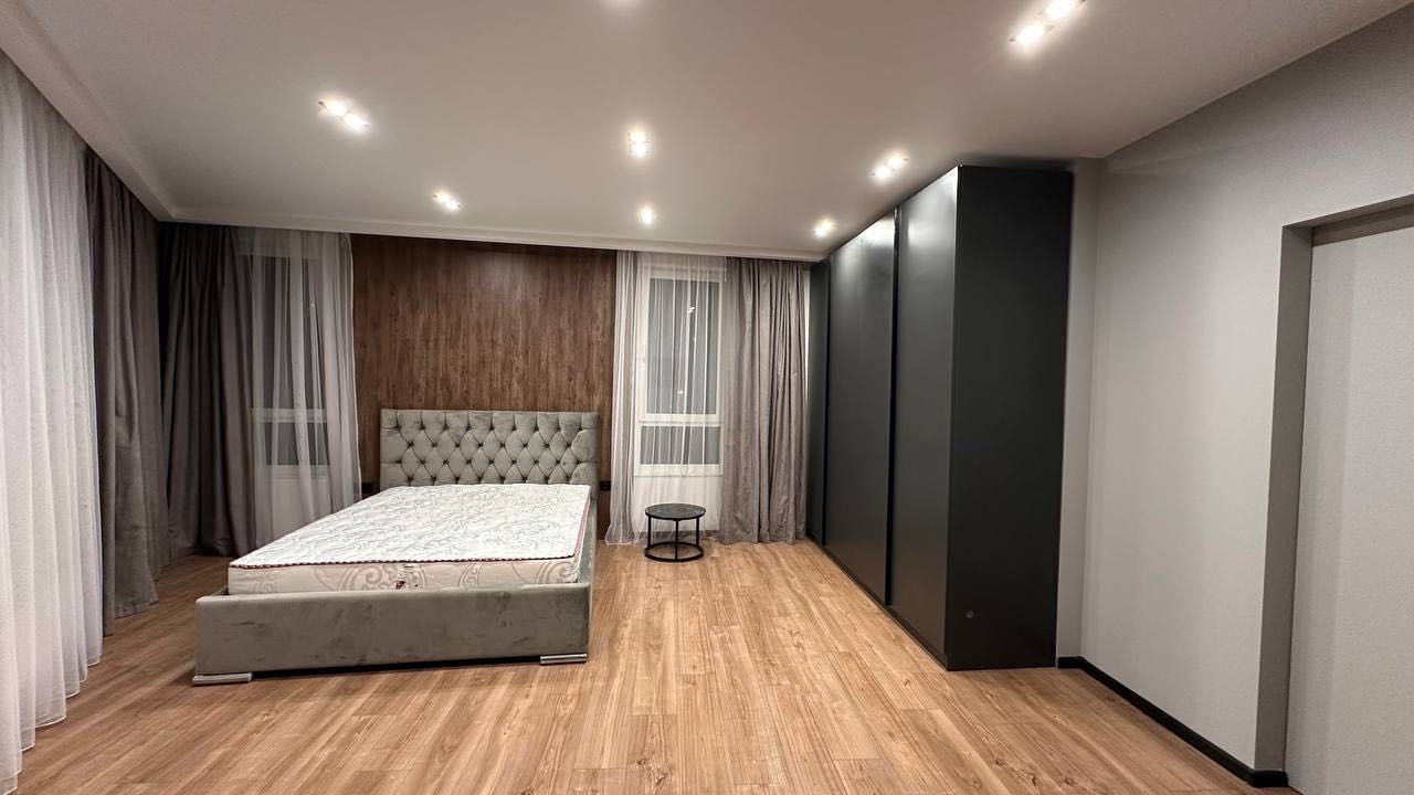 2-Room Apartment in Greenville Park Lviv with Modern Design and Full Amenities