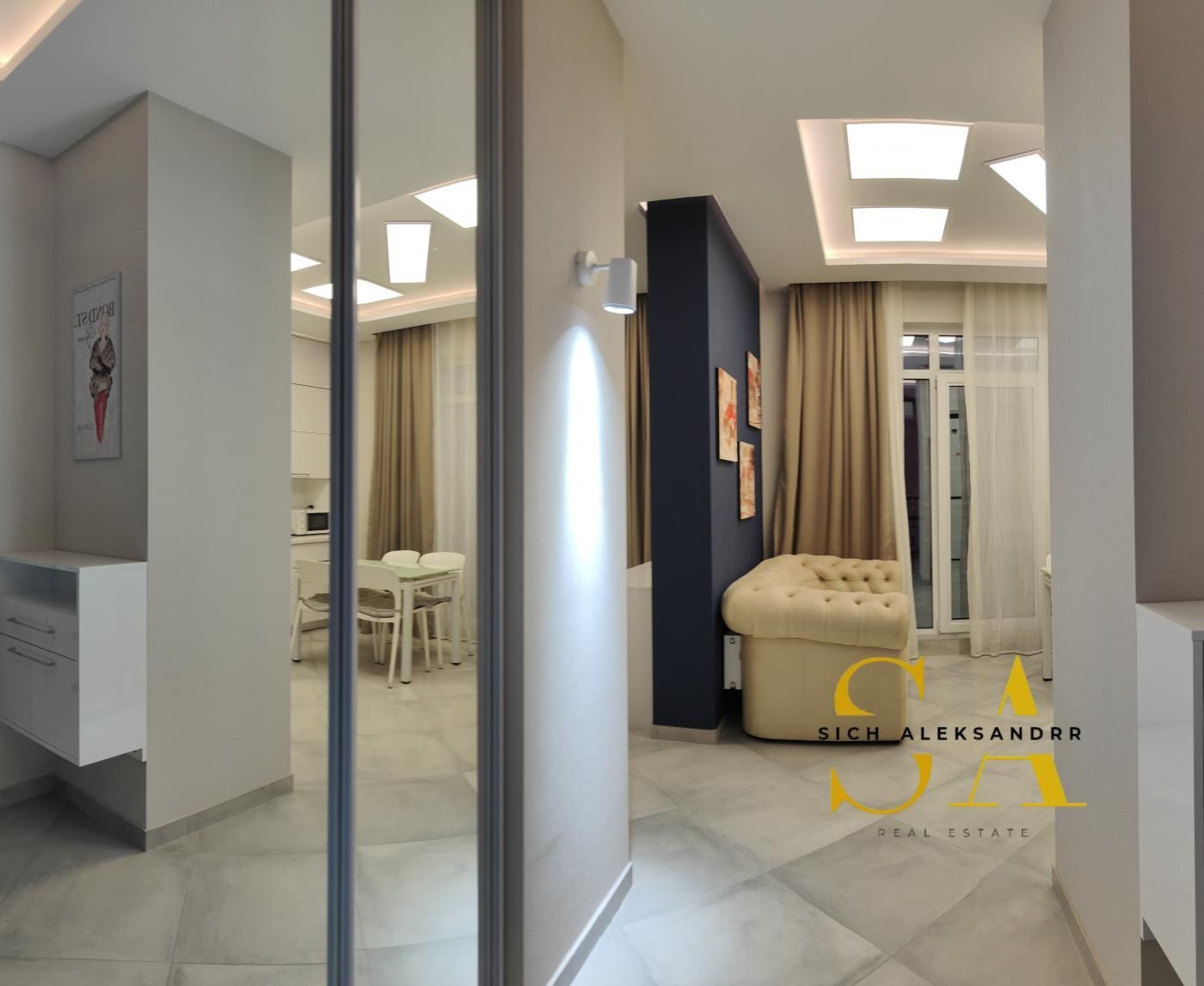 Sea View Apartment at French Boulevard, 8th Pearl, 21st Floor