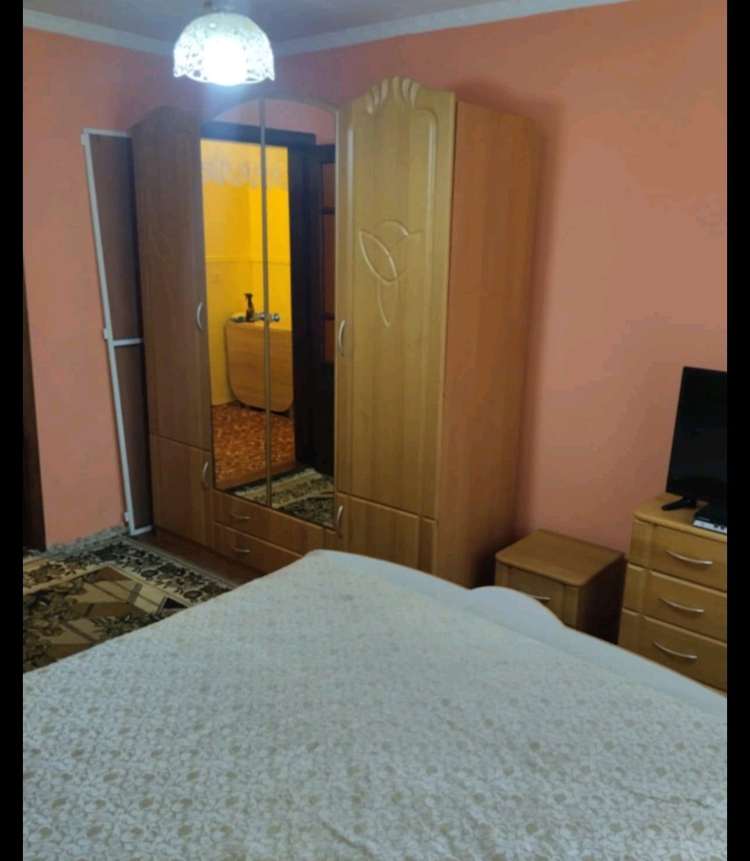 Two-room apartment near GID market, available for minimum 3 months