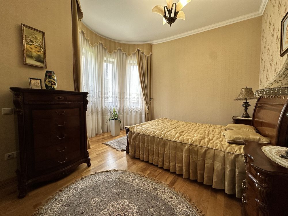 2-Bedroom City Center Apartment with Premium Features