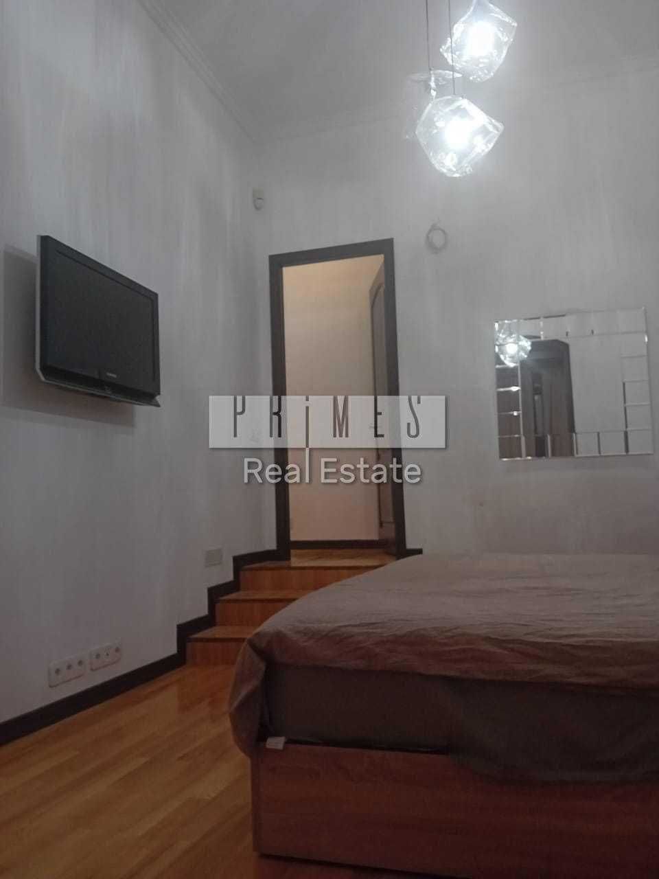 3-Room Designer Apartment in Historic Kyiv Center