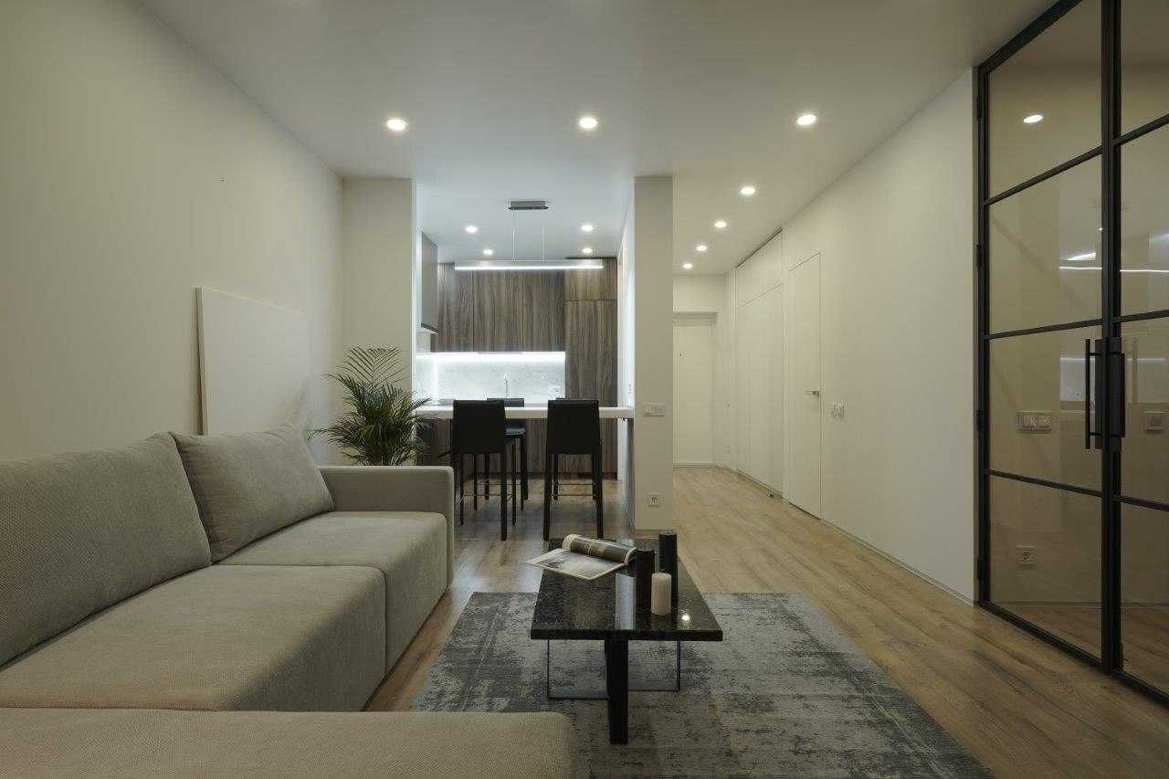 Modern 2-Room Apartment in Kyiv's Квартет Complex
