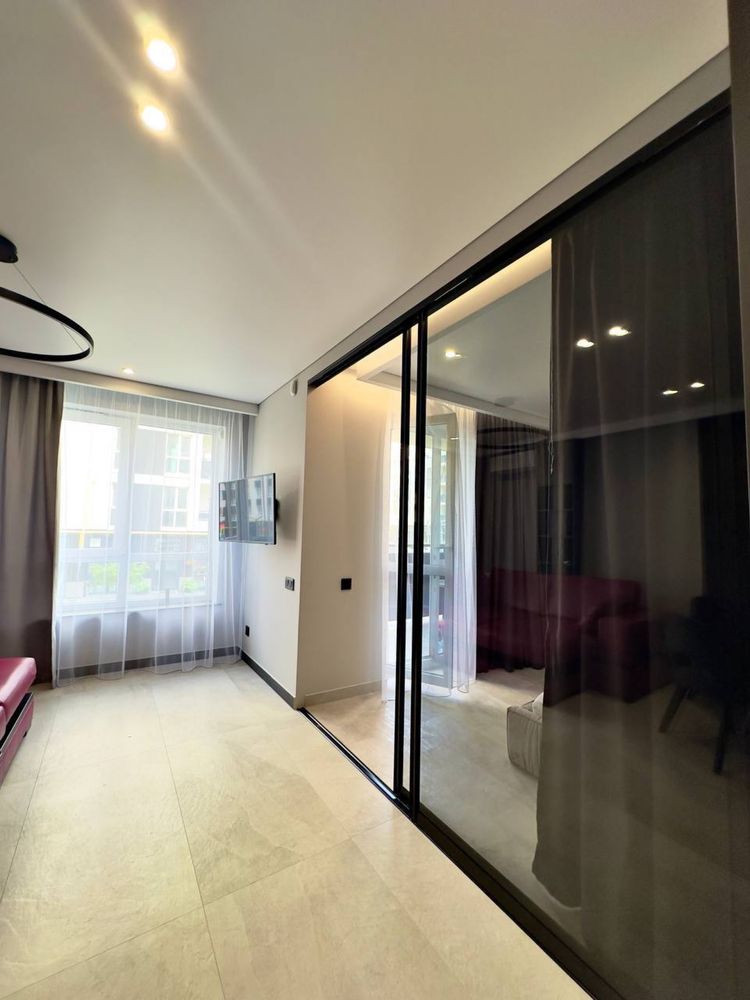 Spacious 1-Bedroom Apartment in Continent Complex