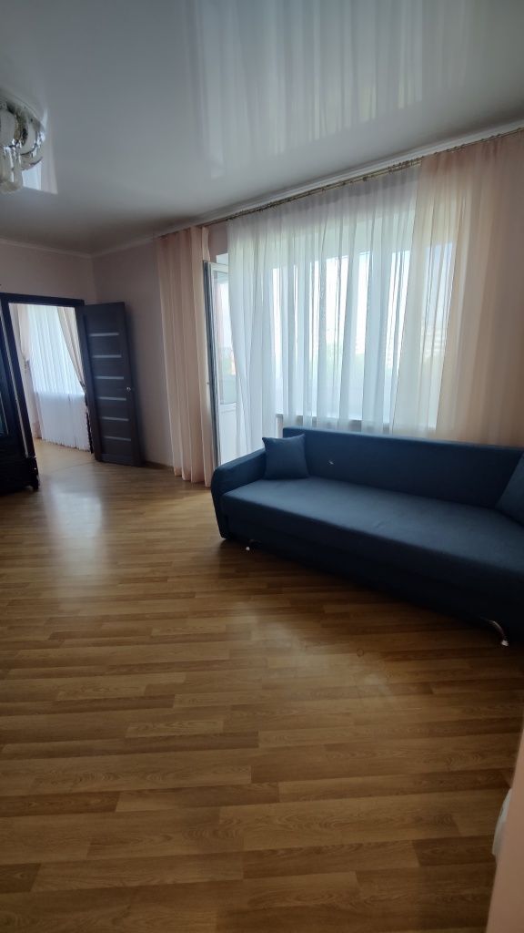 2-Room Apartment with Parking, Modern Renovation, Full Furnishing