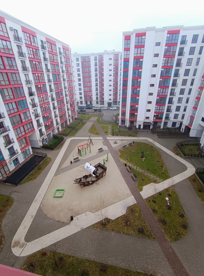 Spacious 2-room apartment in modern residential complex 'Kozatske Mistechko'