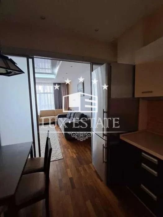 Spacious 2-Room Apartment in Pioneer Complex, Trinklera Street