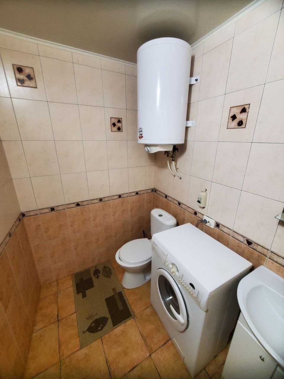 2-Room Apartment in Tver Area, Brick Building, Well-Maintained