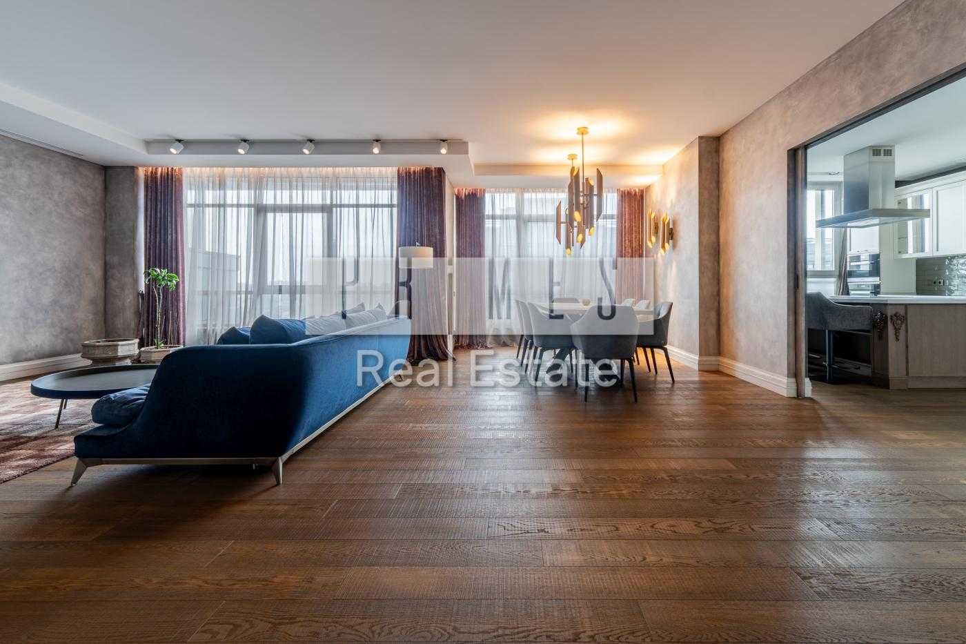 Elite 5-Room Apartment in Novopecherskie Lipki Complex, 300 m² of Luxury