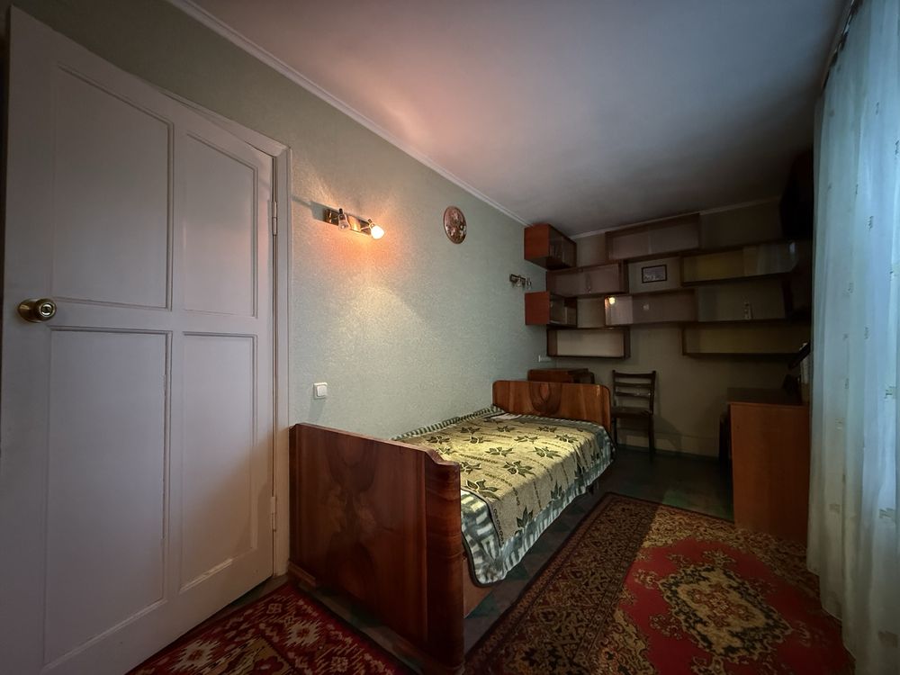 2-Room Apartment in City Center, Ukrainska Street