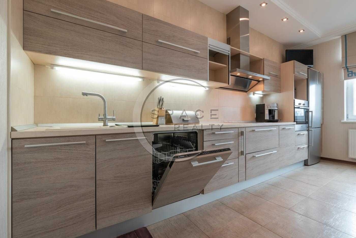 2-Bedroom Apartment in 'Triumph' Residential Complex