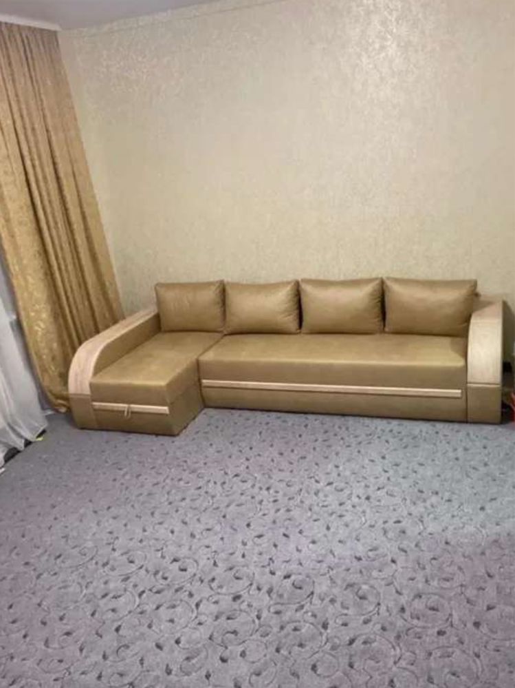 Cozy Apartment in Quiet City Center Near Metro