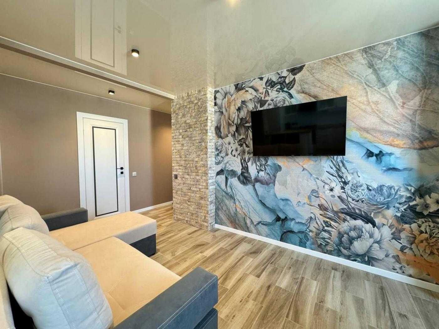 Two-Room Apartment in New Building with Designer Renovation