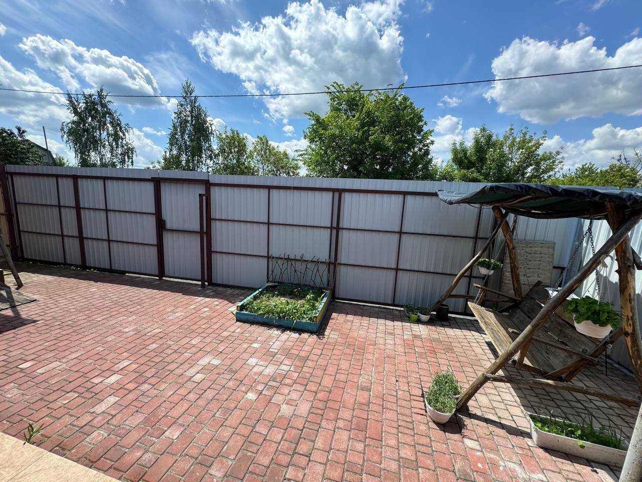 Уютная квартира 30м² с частным двором недалеко от Киева