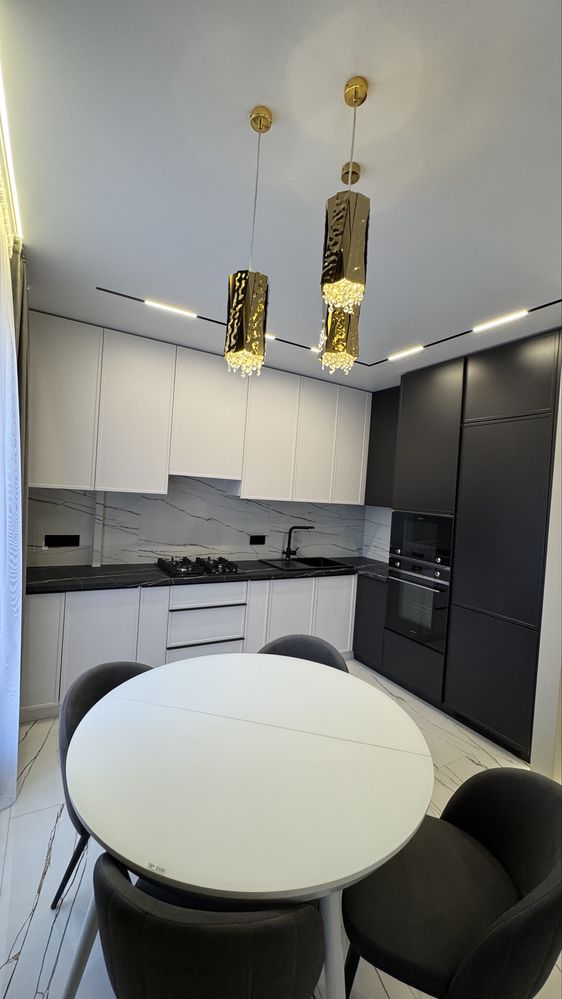 Designer Renovated Apartment in Residential Complex with Premium Amenities