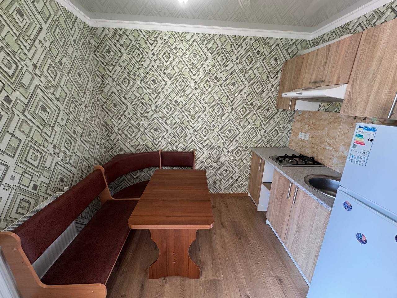 Уютная квартира 30м² с частным двором недалеко от Киева