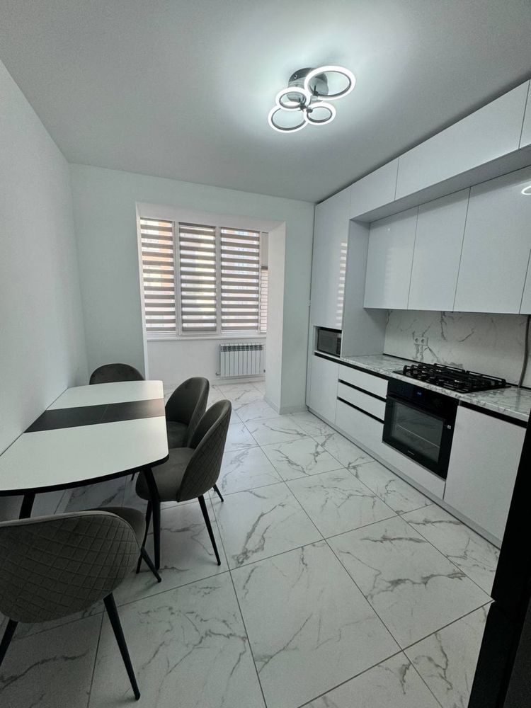 2-Room Apartment with Individual Heating on Zaliznychna Street