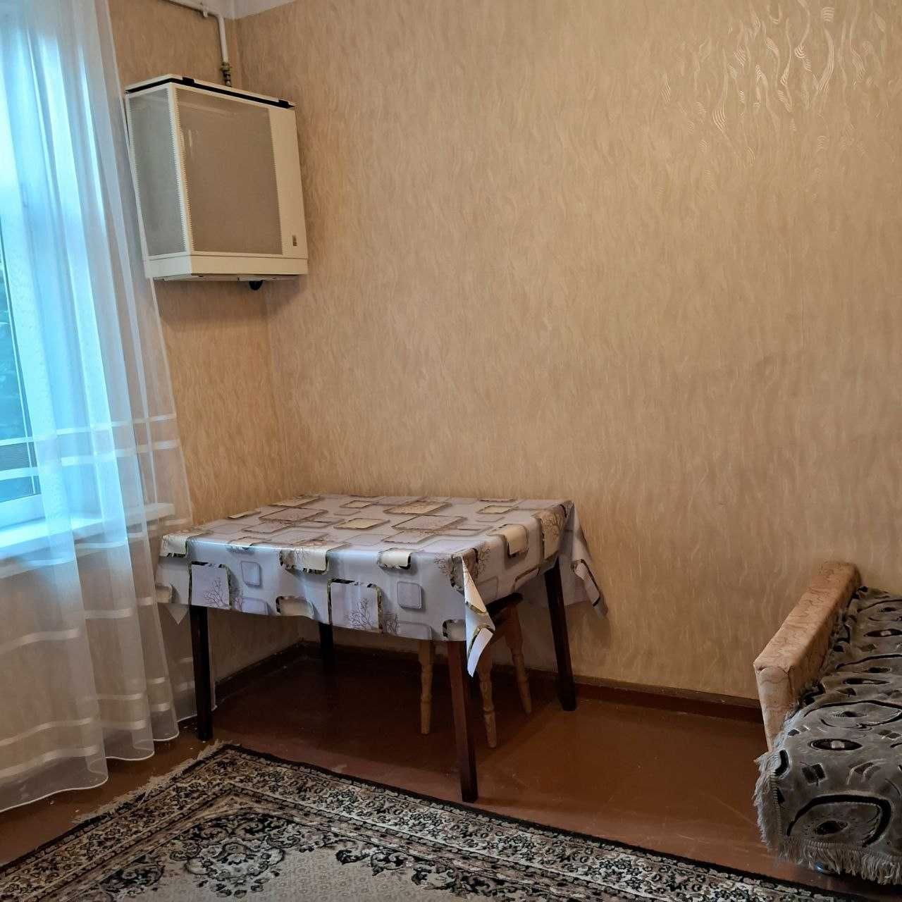1-room apartment in private sector in Kotsyubynske