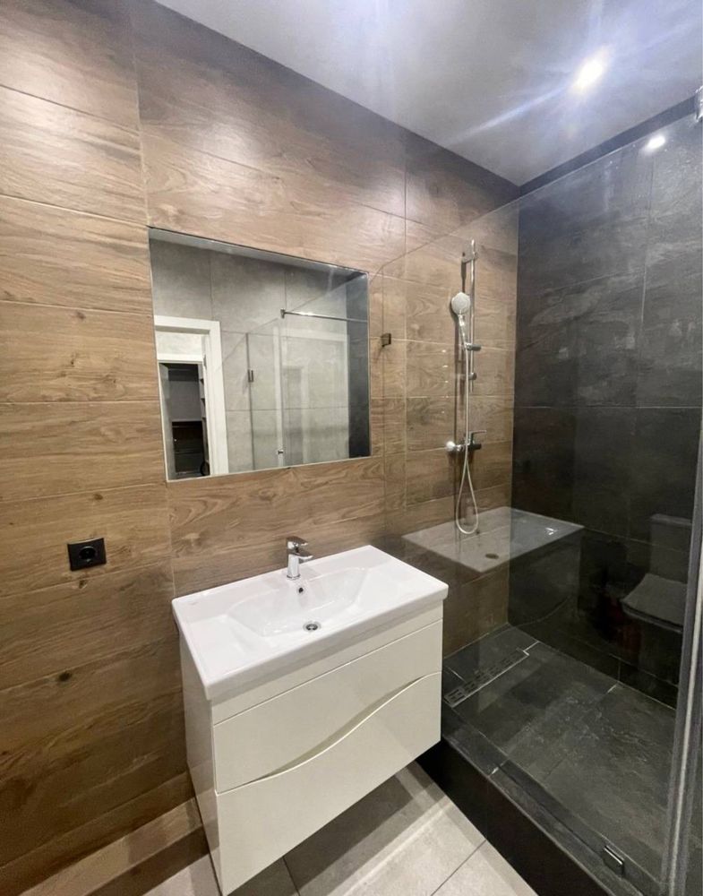 Modern 50m² Apartment Near Sea with Generator Backup