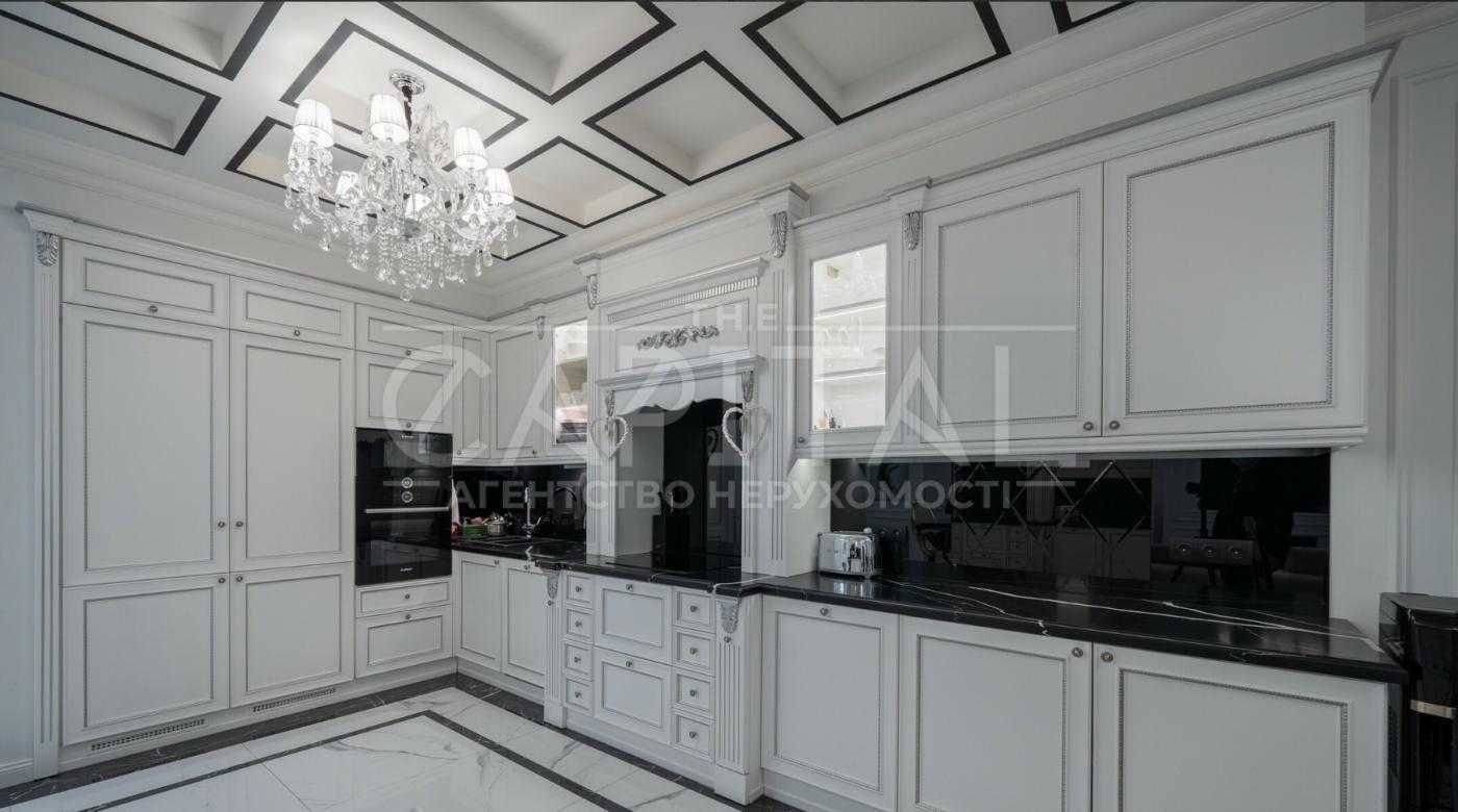Роскошная 2-спальная квартира в Royal Tower с панорамным видом на город
