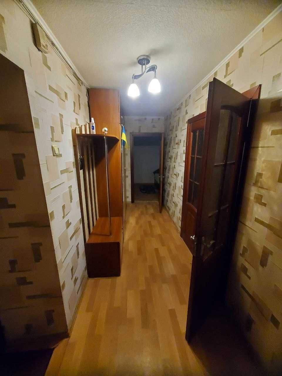 2-Room Apartment in Tver Area, Brick Building, Well-Maintained