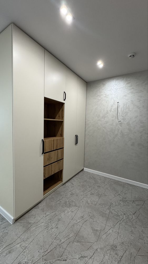 One-bedroom apartment in U One residential complex, first rental, fully furnished