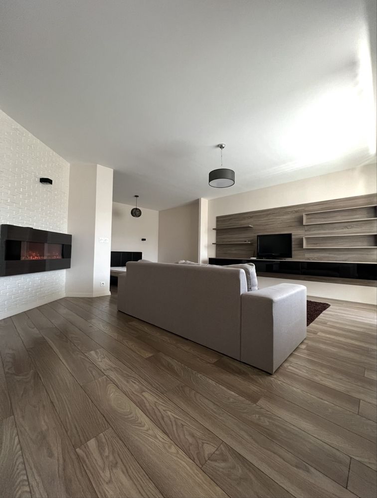 Spacious 1.5-room apartment with euro renovation and full furnishing