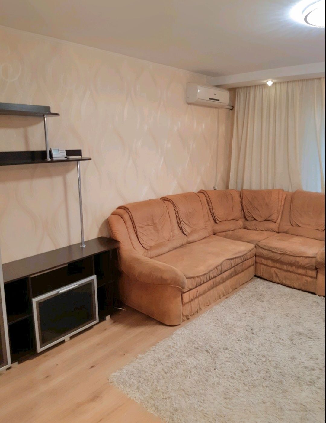 Modern Apartment with Autonomous Heating and Full Amenities