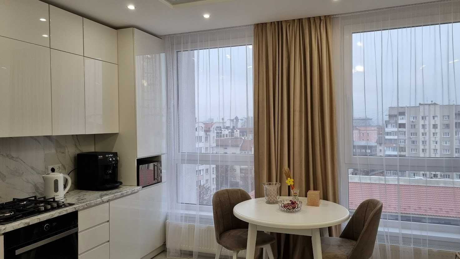 Modern 1-Bedroom Apartment in City Center with Full Amenities
