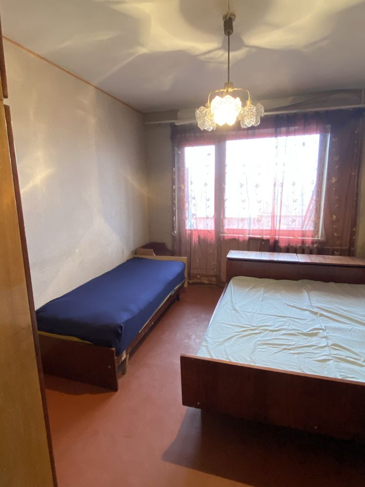 Spacious 3-Bedroom Apartment in Yuvileinyi District
