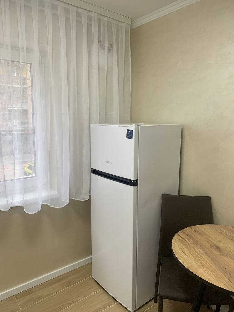 Newly Renovated Apartment on Svobody Avenue, Close to City Center