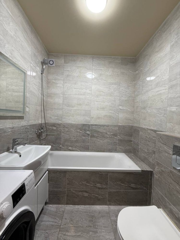 1-Bedroom Apartment with Modern Design and Full Amenities