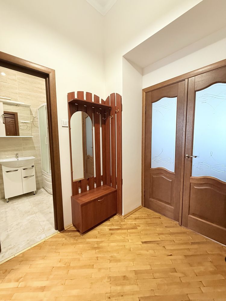2-Room Apartment in Lviv, Horvatska Street, Fully Renovated