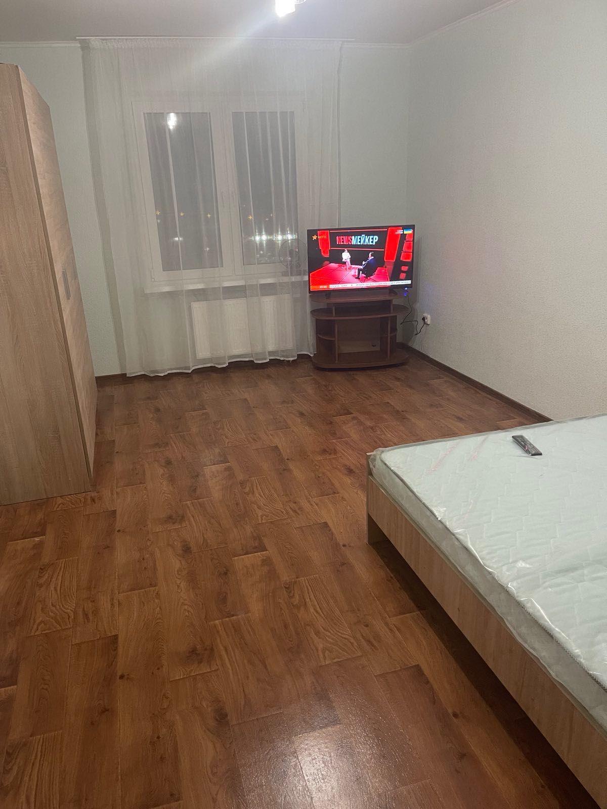 Modern 2-Bedroom Apartment with City View