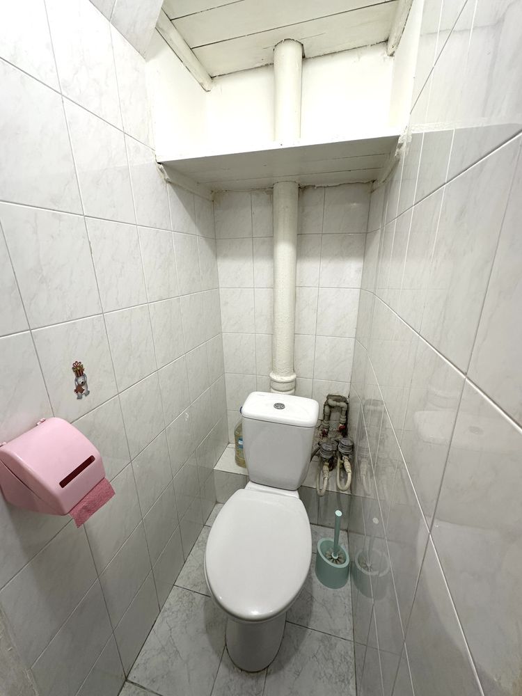 Spacious 1-Bedroom Apartment near Sviatoshyn Metro