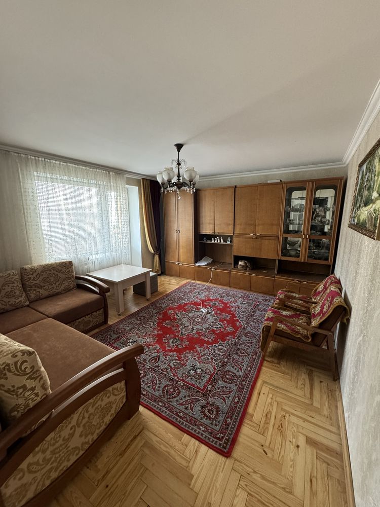 3-Room Apartment in Kovel City Center Near Taras Shevchenko Park