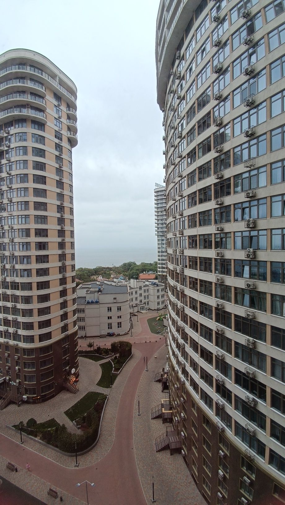 Studio + Bedroom Apartment in 27 Zhemchuzhina Complex
