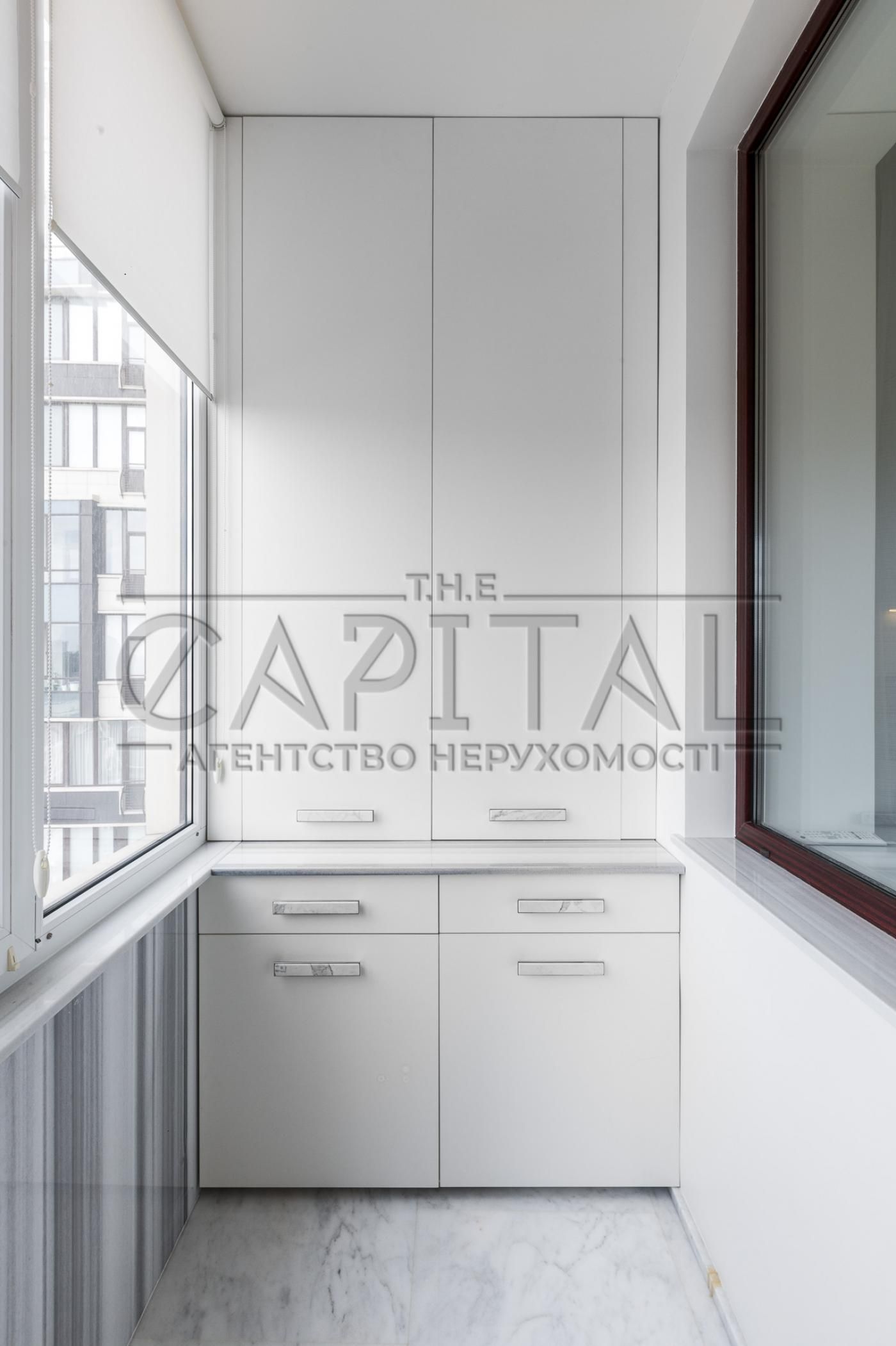 Spacious 3-bedroom apartment in Prestige Hall residential complex